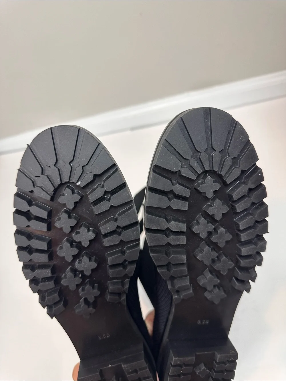Kate Spade Merigue Black Knit Lace Up Combat Boots Women’s 8.5B